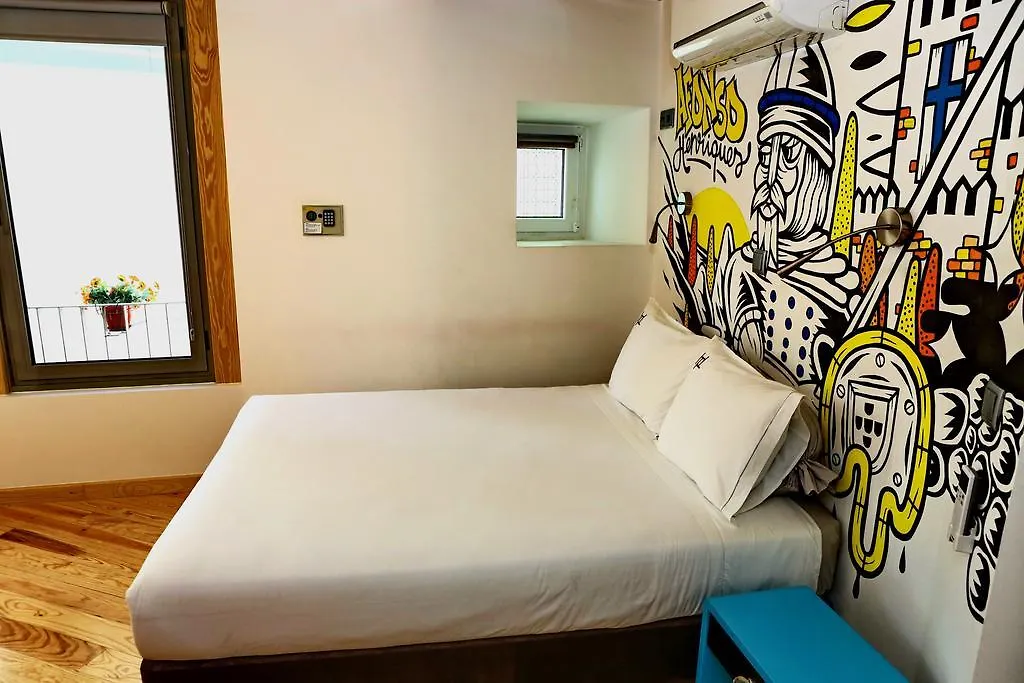 ** Gasthof Hostel Petit Lusa Lissabon Portugal
