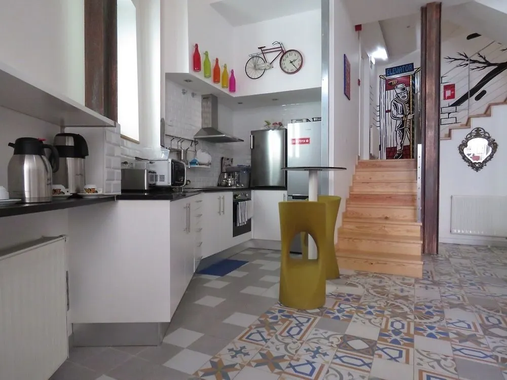 Guest house House Petit Lusa Lisbon