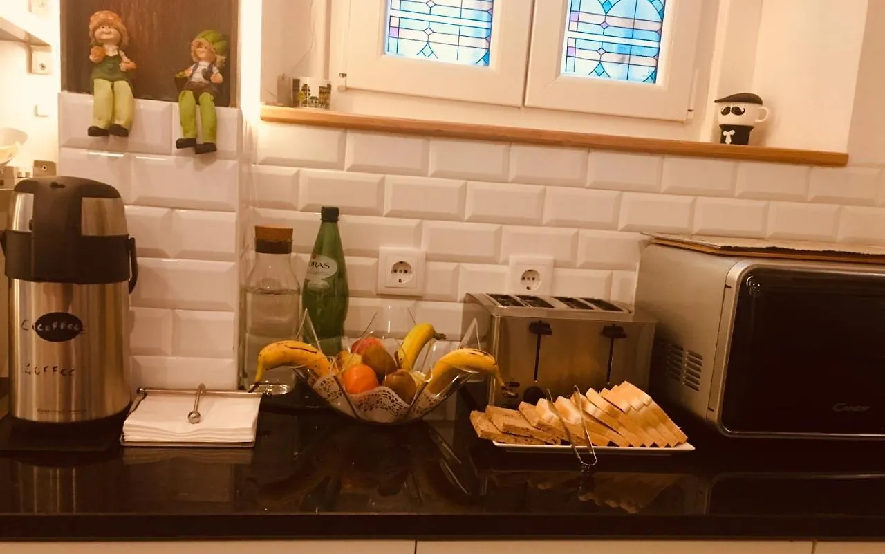 Hostel Petit Lusa Lissabon 2*,  Portugal