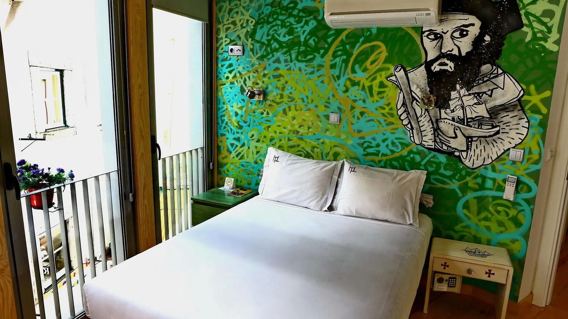 House Petit Lusa Lisboa